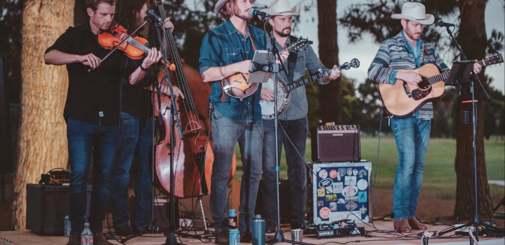 Who Are the Turnpike Troubadours